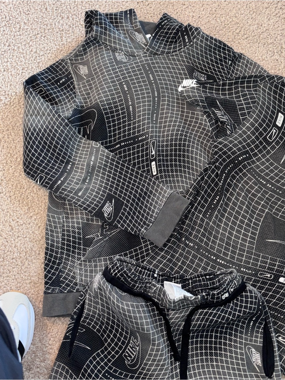 Nike Black Grid-Print Hoodie with Logo Details